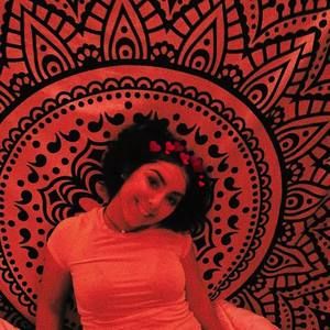 Meet your Posher, Julianna